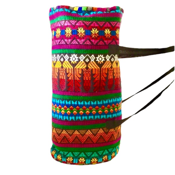 🇬🇹 GUATEMALA VINTAGE NEVER USED  DUFFLE / WEEKENDER HUIPIL TRAVEL BAG - Picture 7 of 10